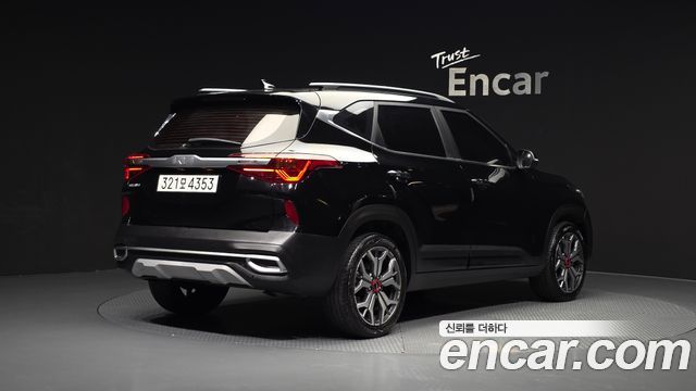 Kia Seltos из Кореи Encar