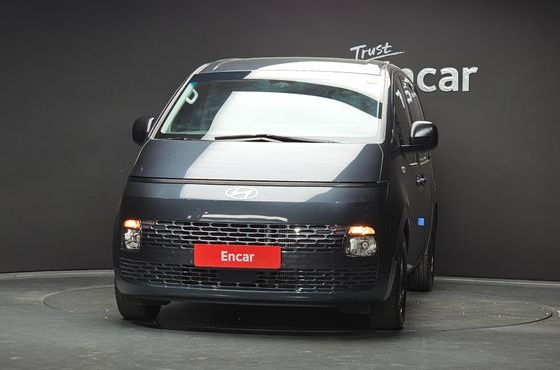Hyundai Staria Cargo 3-Seater Smart — пробег 68 164 км — фото 3 из 5