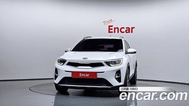 Kia Stonic Diesel 1.6 Trendy — пробег 205 760 км — фото 3 из 5