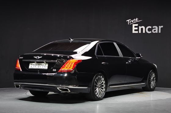 Genesis EQ900 3.8 GDI AWD Premium Luxury — пробег 301 523 км — фото 2 из 5