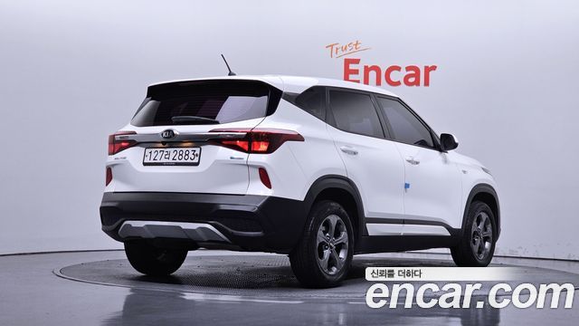 Kia Seltos из Кореи Encar