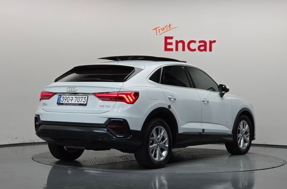Audi Q3 35 TDI Sportback — пробег 110 508 км — фото 2 из 5