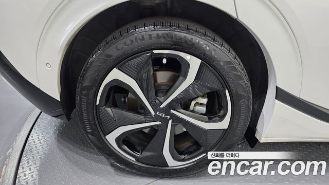 Kia EV6 Long Range 4WD GT Line — пробег 48 572 км — фото 5 из 5