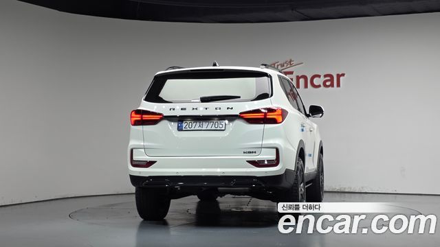 Ssangyong Rexton из Кореи Encar