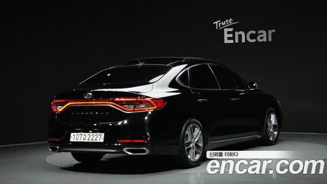 Hyundai Grandeur из Кореи Encar