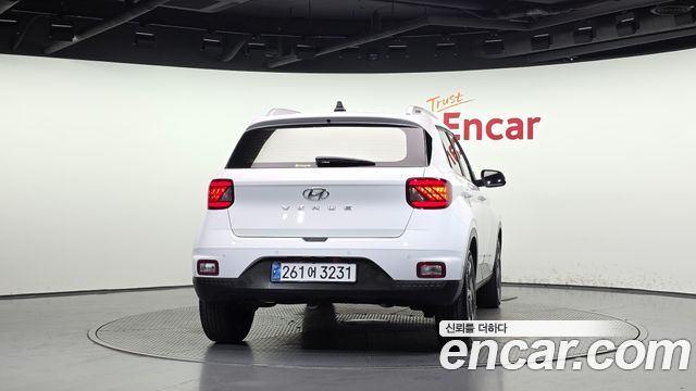 Hyundai Venue 1.6 Flux — пробег 17 438 км — фото 4 из 5