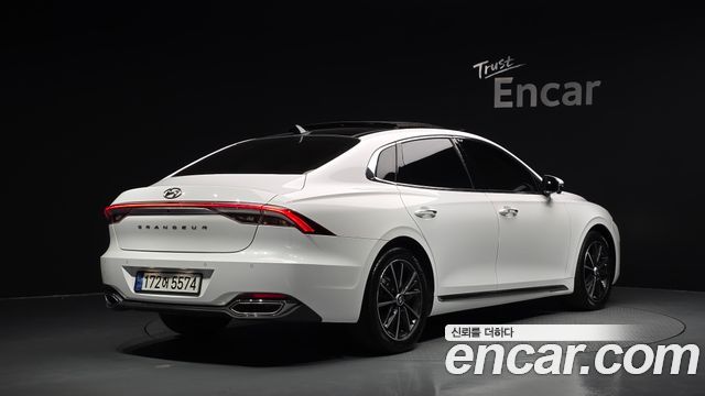 Hyundai Grandeur из Кореи Encar
