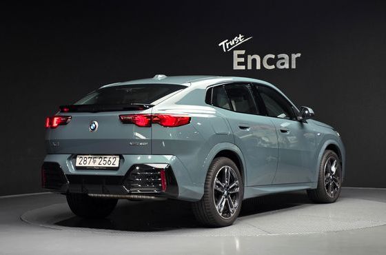 BMW X2 (F39) xDrive 20i M Sport — пробег 4 354 км — фото 2 из 5