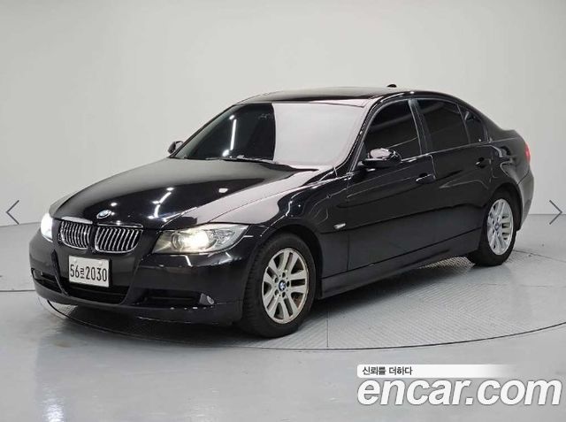 BMW 3-Series 320i Sedan — пробег 240 201 км — фото 1 из 5