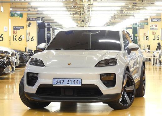 Porsche Macan Base 4 — пробег 6 000 км — фото 3 из 5