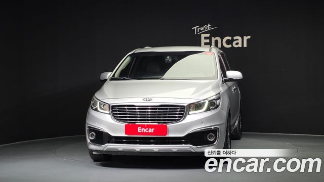 Kia Carnival 9-seater Luxury — пробег 119 733 км — фото 3 из 5