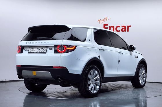 Land Rover Discovery Sport 2.0 TD4 HSE Luxury — пробег 139 636 км — фото 2 из 5