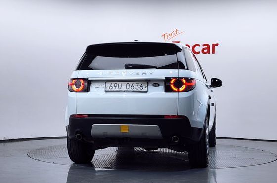 Land Rover Discovery Sport 2.0 TD4 HSE Luxury — пробег 139 636 км — фото 4 из 5