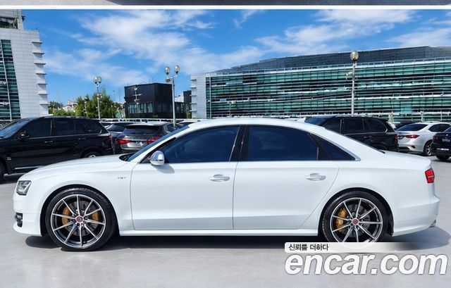Audi S8 4.0 TFSI quattro D4 — пробег 79 000 км — фото 3 из 5
