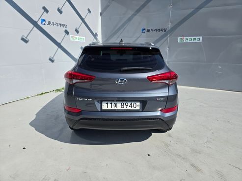 Hyundai Tucson Diesel 1.7 2WD Modern — пробег 131 732 км — фото 4 из 5