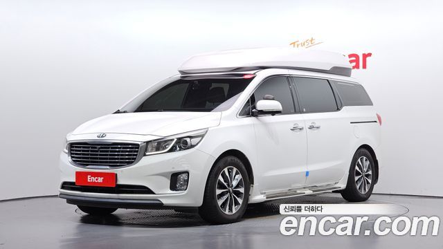 Kia Carnival 11-seater Hi-Limousine Prestige — пробег 104 594 км — фото 1 из 5