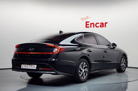 Hyundai Sonata Premium — пробег 111 490 км — фото 2 из 5