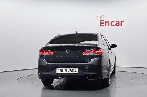 Hyundai Sonata 2.0 Smart Spicial — пробег 173 733 км — фото 4 из 5