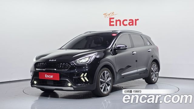 Kia Niro 1.6 HEV Signature — пробег 82 029 км — фото 1 из 5