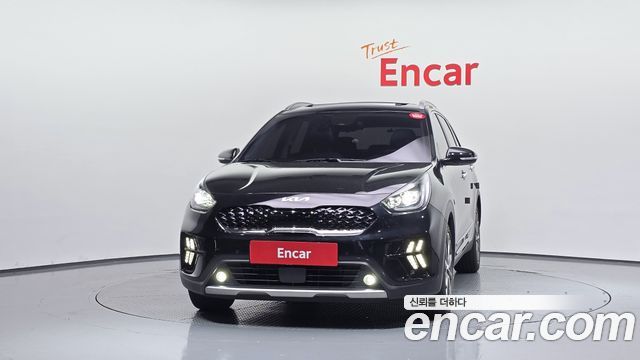 Kia Niro 1.6 HEV Signature — пробег 82 029 км — фото 3 из 5