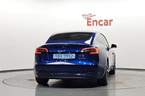 Tesla Model 3 Long Range AWD — пробег 125 053 км — фото 4 из 5