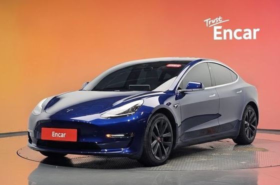 Tesla Model 3 Long Range AWD — пробег 125 053 км — фото 1 из 5