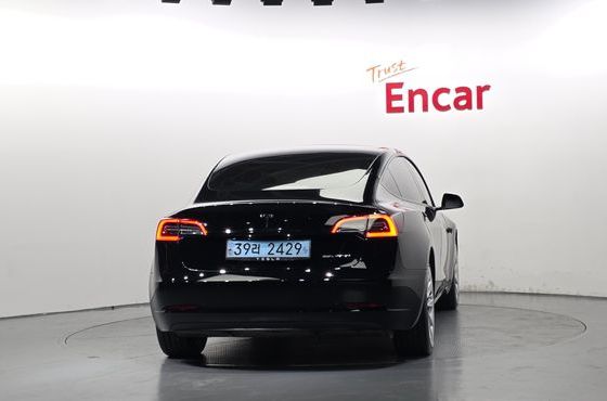 Tesla Model 3 Long Range AWD — пробег 88 293 км — фото 4 из 5