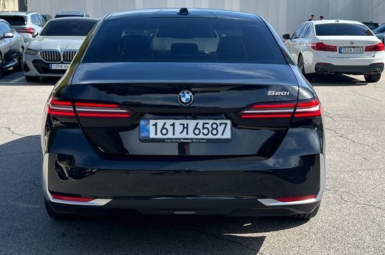 BMW 5-Series 520i — пробег 6 011 км — фото 4 из 5