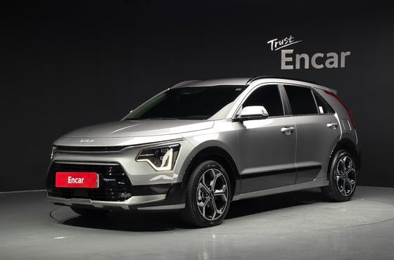 Kia Niro Signature — пробег 73 652 км — фото 1 из 5