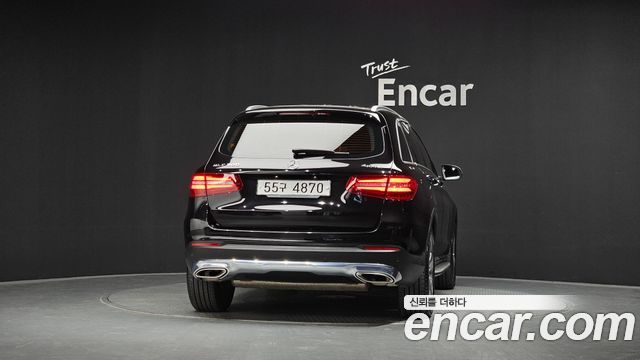 Mercedes-Benz GLC-Class GLC300 4MATIC — пробег 61 439 км — фото 4 из 5