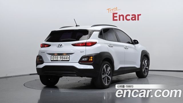 Hyundai Kona из Кореи Encar