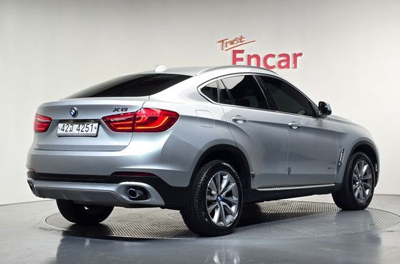 BMW X6 xDrive 30d — пробег 107 055 км — фото 2 из 5