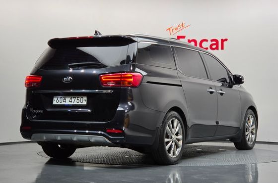 Kia Carnival Gasoline 9-Seater Noblesse Special — пробег 99 638 км — фото 2 из 5
