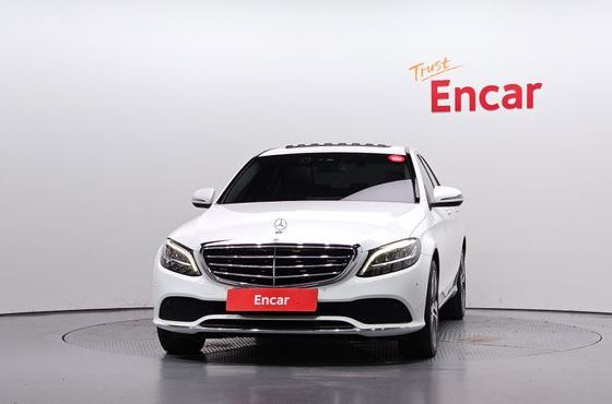 Mercedes-Benz C-Class C220 d 4MATIC Exclusive — пробег 71 835 км — фото 3 из 5