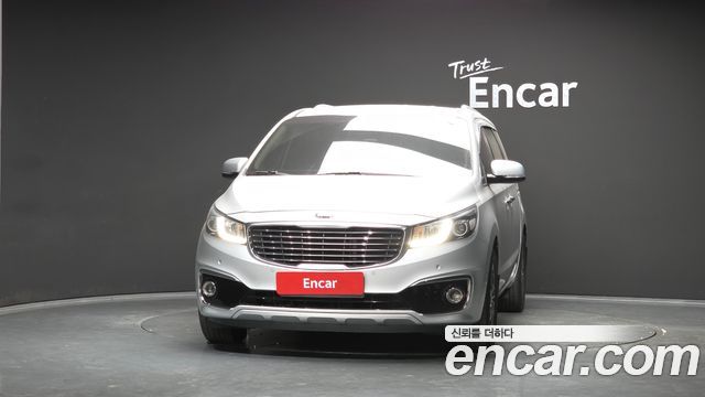 Kia Carnival 9-seater Luxury — пробег 189 096 км — фото 3 из 5