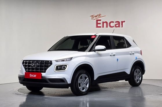 Hyundai Venue 1.6 Smart — пробег 1 389 км — фото 1 из 5