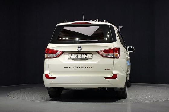 Ssangyong KORANDO 4WD Extreme 9-seater — пробег 110 671 км — фото 4 из 5