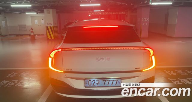 Kia EV6 Long Range 4WD GT Line — пробег 70 000 км — фото 2 из 5