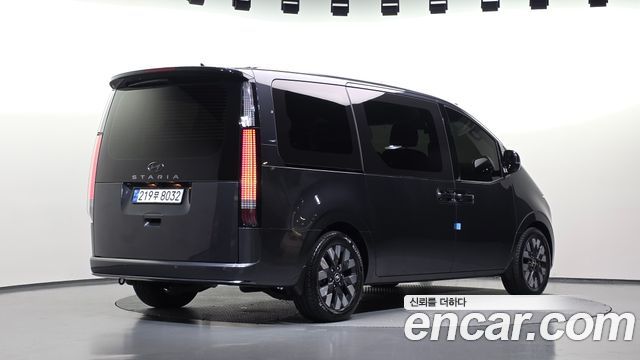 Hyundai Staria из Кореи Encar