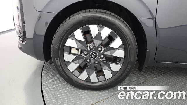 Hyundai Staria из Кореи Encar