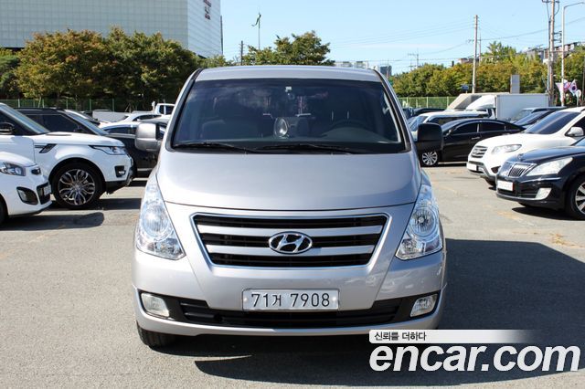 Hyundai Starex 12-Seater Wagon Smart — пробег 124 123 км — фото 2 из 5