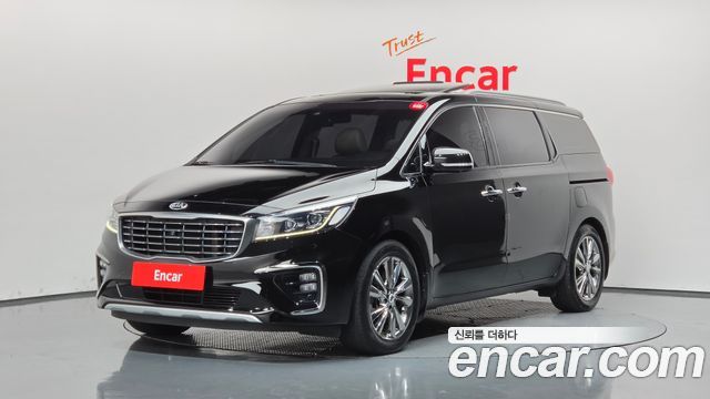 Kia Carnival 9-Seater Noblesse Special — пробег 109 845 км — фото 1 из 5