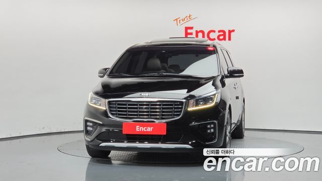 Kia Carnival 9-Seater Noblesse Special — пробег 109 845 км — фото 3 из 5