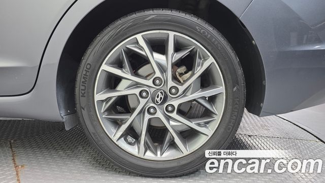 Hyundai AVANTE 1.6 Style — пробег 57 368 км — фото 5 из 5