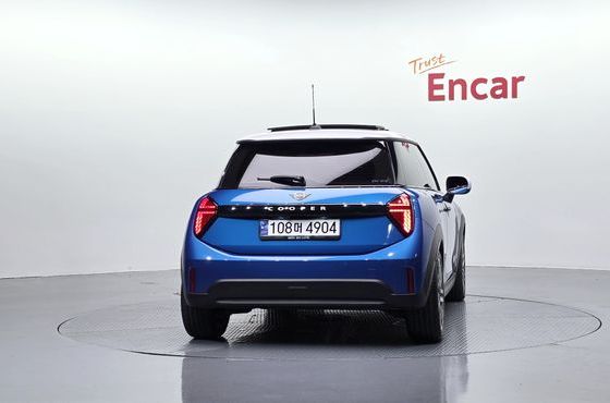 Mini Cooper Classic — пробег 9 027 км — фото 4 из 5