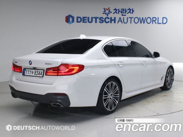 BMW 5-Series 530i xDrive M Sport Package Plus — пробег 184 128 км — фото 2 из 5
