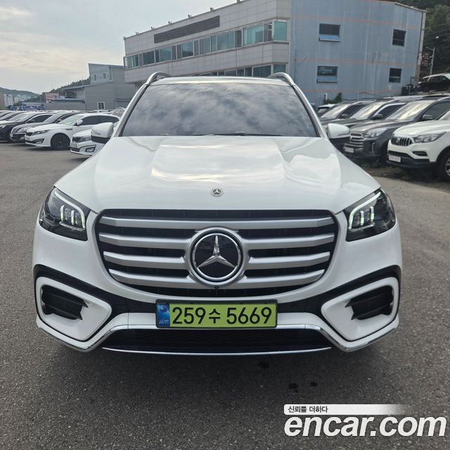 Mercedes-Benz GLS-Class GLS580 4MATIC — пробег 63 000 км — фото 3 из 5
