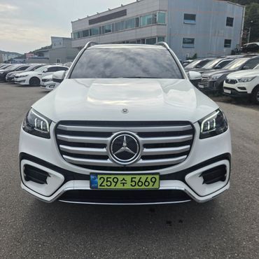 Mercedes-Benz GLS-Class GLS580 4MATIC — пробег 63 000 км — фото 3 из 5