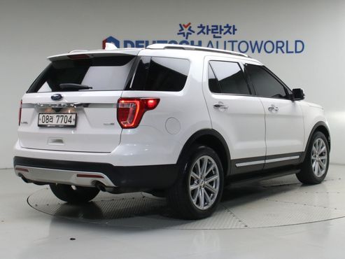 Ford Explorer 2.3 Limited 4WD 5th — пробег 105 678 км — фото 2 из 5