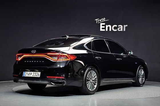Hyundai Grandeur Exclusive Special — пробег 145 767 км — фото 2 из 5